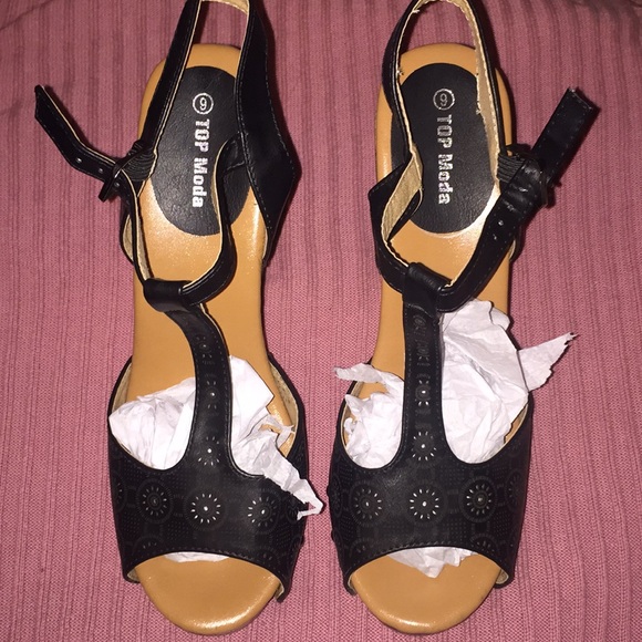 Chunk Heels - Picture 2 of 3